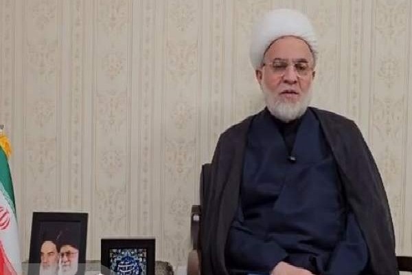 آگاهی‌بخشی خانوادگی و اجتماعی در مقابله با ظلم جهانی ضروری است