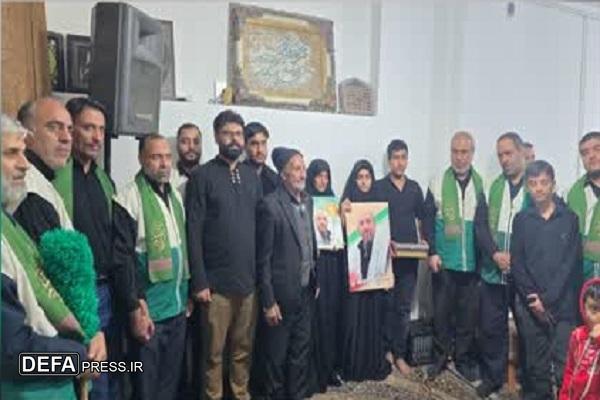 خادمین کانون ایثار و شهادت با خانواده شهید «مسعود سالاری» در ایام فاطمیه دیدار کرد خادمین کانون ایثار و شهادت با خانواده شهید «مسعود سالاری» در ایام فاطمیه دیدار کرد