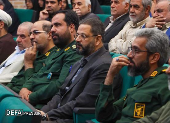 توجه و رسیدگی به خانوادههای شهدا و ایثارگران از ویژگیهای شخصیتی «شهید قهاری سعید» توجه و رسیدگی به خانوادههای شهدا و ایثارگران از ویژگیهای شخصیتی «شهید قهاری سعید»