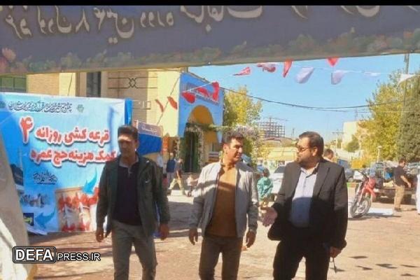 مدیرکل ارشاد و دبیر کمیته فرهنگی شورای توسعه از مسابقات سراسری قرآن در سنندج بازدید کردند