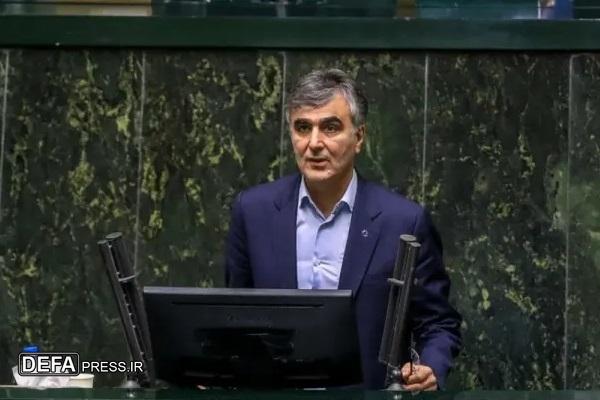 فرزین: کفایت سرمایه بانک‌ها از منفی ۳.۵۹ به ۴.۵۴ درصد رسید