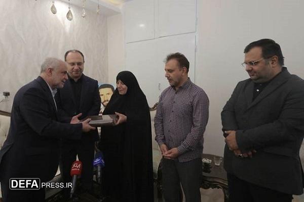 بهره‌مندی کشور از حضور ۱۱ هزار نخبه فرزند شهید