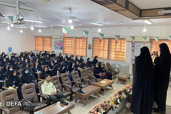 برگزاری کارگاه آموزشی نوقلمان ویژه مدارس دخترانه در اهواز برگزاری کارگاه آموزشی نوقلمان ویژه مدارس دخترانه در اهواز