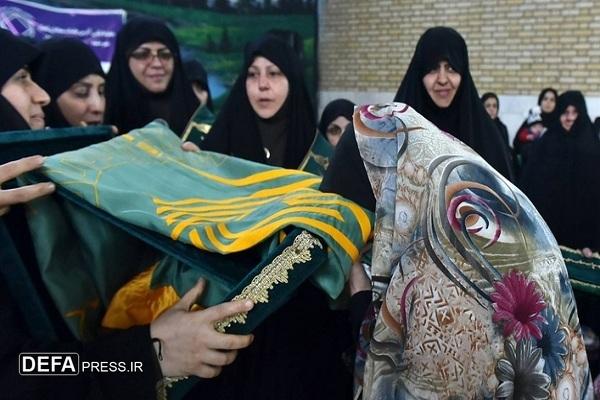 نقش مؤثر نشان مشهدالرضا(ع) در معرفی الگو‌های زن مسلمان ایرانی