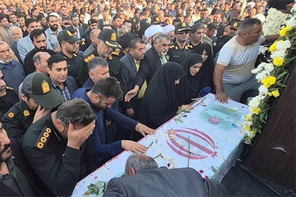 تشییع شهید راه امنیت در شهر جایزان امیدیه