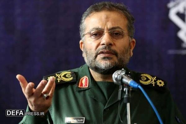 سردار سلیمانی: ملت ایران در برابر دشمنان مقتدرانه ایستاده است سردار سلیمانی: ملت ایران در برابر دشمنان مقتدرانه ایستاده است