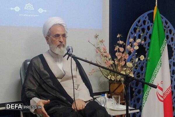آیت الله اعرافی: حوزه‌های علمیه شخصیت‌هایی نقش آفرین برای آینده انقلاب اسلامی تربیت کنند