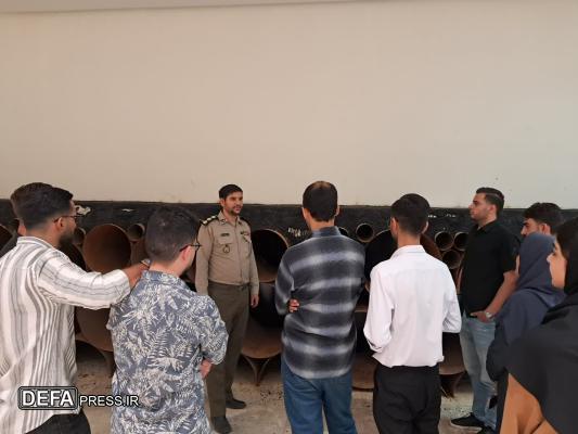 بازدید دانشجویان دانشکده تاریخ دانشگاه یزد از موزه دفاع مقدس+ تصاویر