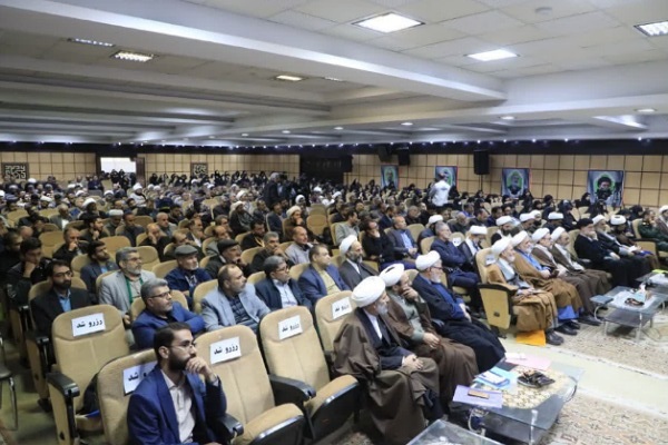 تصاویر/ همایش «مقاومت؛ پیوند ایمان، بصیرت و کنش تمدنی» در بیرجند