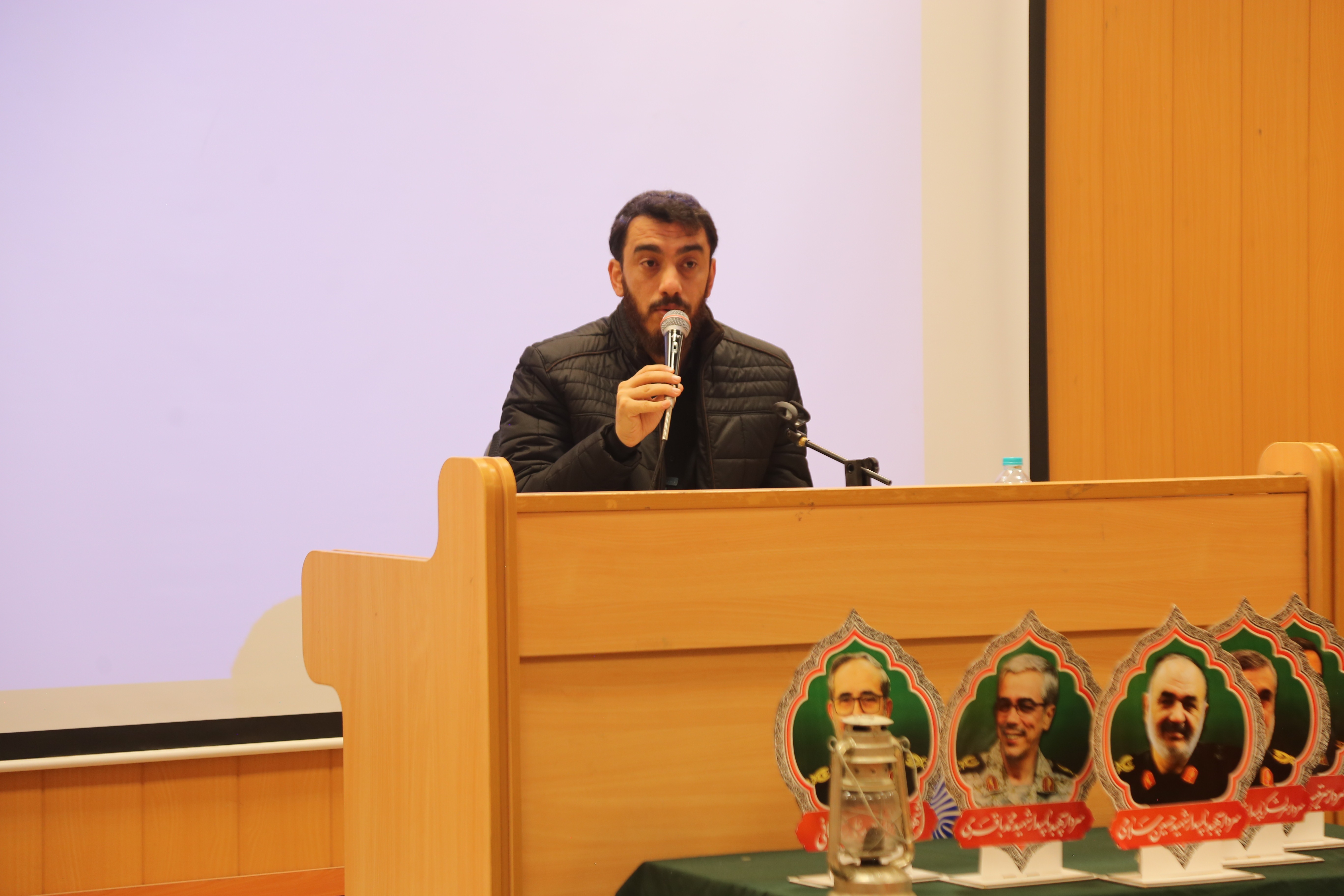 تصاویر/ یادواره شهدای اقتدار در زنجان