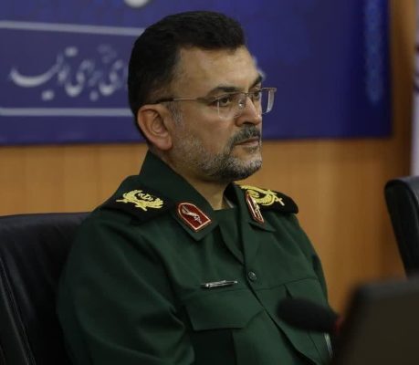 تأکید فرمانده سپاه سمنان بر نقش‌آفرینی بسیج در ۱۲ عرصه با محوریت تربیت صالحین