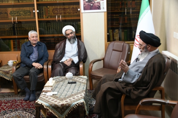 اولویت در حل مشکلات محلی و پرهیز از تکروی در فعالیتهای جهادی است اولویت در حل مشکلات محلی و پرهیز از تکروی در فعالیتهای جهادی است