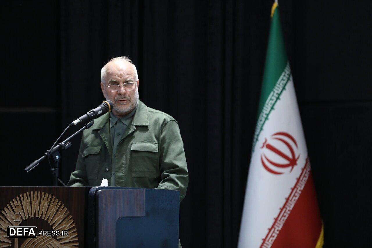 ویرایش/قالیباف: اخلاص دلیل اصلی موفقیت فرماندهان موشکی/ عقلانیت، عدالت و معنویت، درون‌مایه سیره شهدا بوذ