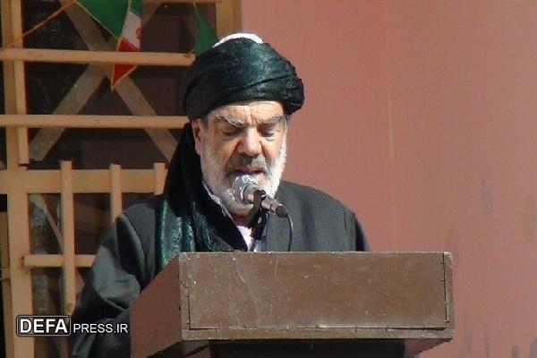 امام‌جمعه‌سروآباد: نماز عامل اتحاد مسلمانان و تقویت ارتباط با خداوند است