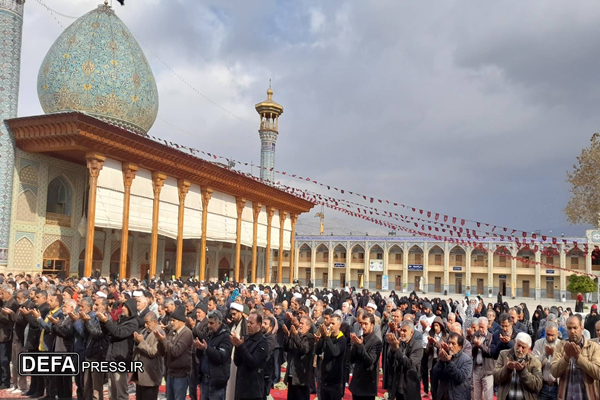 نماز باران در حرم مطهر شاهچراغ (ع) اقامه میشود نماز باران در حرم مطهر شاهچراغ (ع) اقامه میشود