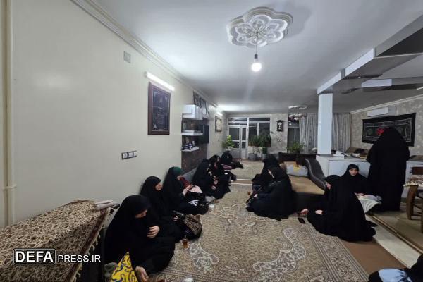 در آستانه سالروز شهادت شهید مرزبانی علی بافنده، خادمین و اعضای کانون خادمین شهدای گمنام مشهد با همراهی معاون فرهنگی اجتماعی مرزبانی استان به منزل شهید بافنده رفتند+تصاویر در آستانه سالروز شهادت شهید مرزبانی علی بافنده، خادمین و اعضای کانون خادمین شهدای گمنام مشهد با همراهی معاون فرهنگی اجتماعی مرزبانی استان به منزل شهید بافنده رفتند+تصاویر