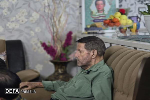 در آستانه سالروز شهادت شهید مرزبانی علی بافنده، خادمین و اعضای کانون خادمین شهدای گمنام مشهد با همراهی معاون فرهنگی اجتماعی مرزبانی استان به منزل شهید بافنده رفتند+تصاویر در آستانه سالروز شهادت شهید مرزبانی علی بافنده، خادمین و اعضای کانون خادمین شهدای گمنام مشهد با همراهی معاون فرهنگی اجتماعی مرزبانی استان به منزل شهید بافنده رفتند+تصاویر