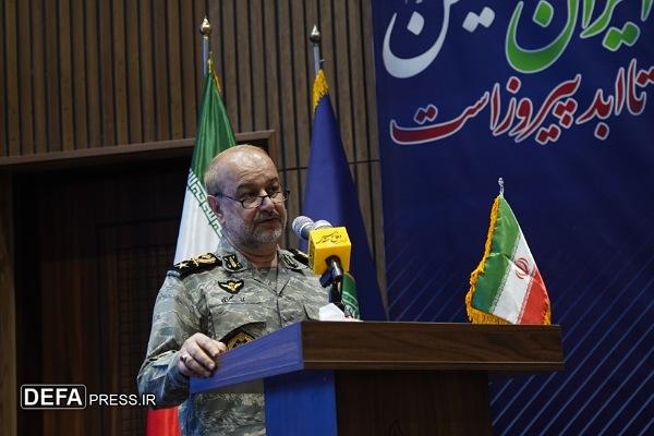 امیر سهرابی: انسجام ملی و روایت صحیح دفاع مقدس ضامن تداوم موفقیتهاست امیر سهرابی: انسجام ملی و روایت صحیح دفاع مقدس ضامن تداوم موفقیتهاست