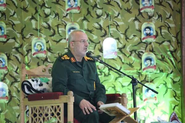 از دفاع مقدس تا جنگ ۱۲ روزه، ملت ایران در برابر استکبار ایستاده است