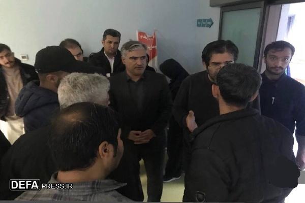 فرماندار سنندج از آتش‌نشان سانحه‌دیده سنندجی عیادت کرد