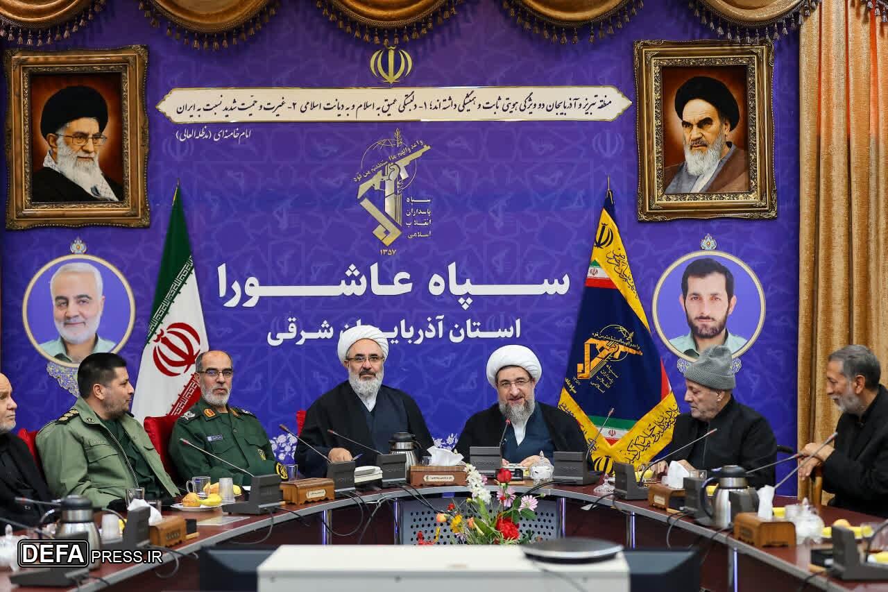 اتحاد و همدلی رمز پیروزی ما در دفاع مقدس ۱۲ روزه اتحاد و همدلی رمز پیروزی ما در دفاع مقدس ۱۲ روزه