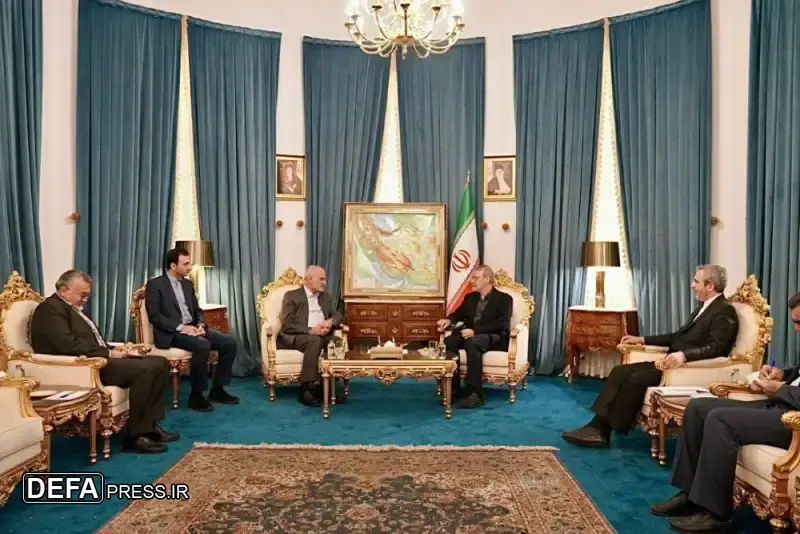 دیدار معاون سیاسی رئیس مجلس لبنان با دبیر شورای عالی امنیت ملی ایران دیدار معاون سیاسی رئیس مجلس لبنان با دبیر شورای عالی امنیت ملی ایران