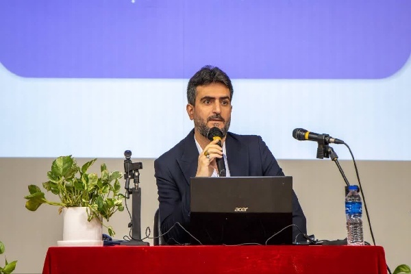 رونمایی از ۶ عنوان کتاب دفاع مقدس در رشت