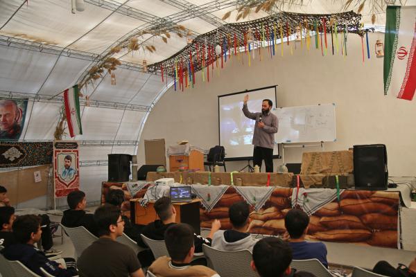 تصاویر/ بازدید دانش‌آموزان از موزه دفاع مقدس و مقاومت خراسان شمالی