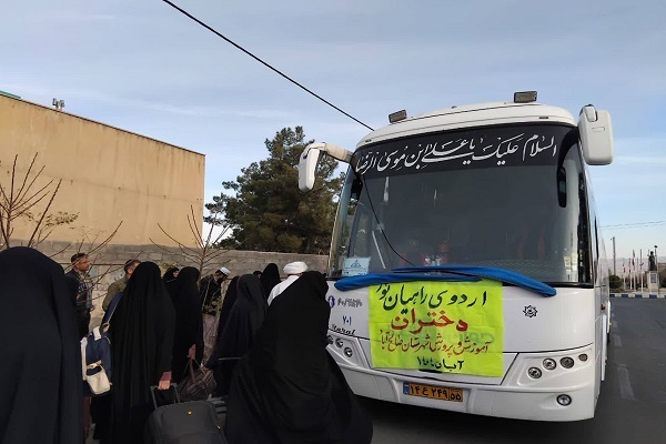 اعزام کاروان دانش‌آموزی صالح‌آباد به مناطق عملیاتی جنوب کشور