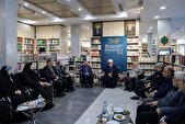 تصاویر/ دیدار جمعی از نویسندگان آثار دارای تقریظ رهبر معظم انقلاب اسلامی با تولیت آستان قدس رضوی