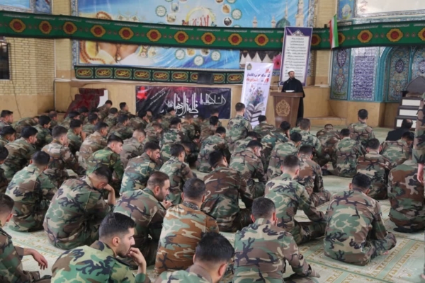 مراسم گرامیداشت هفته کتابخوانی در مرکز آموزش توپخانه نزاجا برگزار شد مراسم گرامیداشت هفته کتابخوانی در مرکز آموزش توپخانه نزاجا برگزار شد