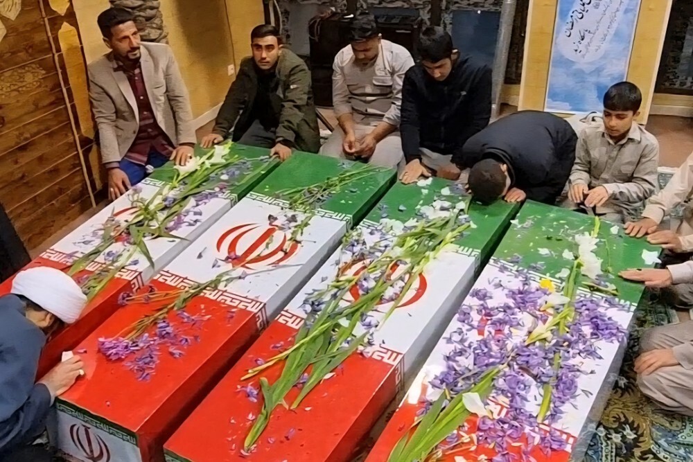 فیلم/ ورود پیکر مطهر شهدای گمنام به معراج شهدای استان مرکزی