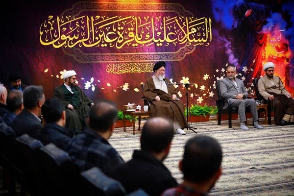 آیت‌الله علم‌الهدی: راه حل مشکلات اقتصادی کشور؛ استفاده از ظرفیت‌های داخلی و سرمایه‌گذاری هوشمندانه است