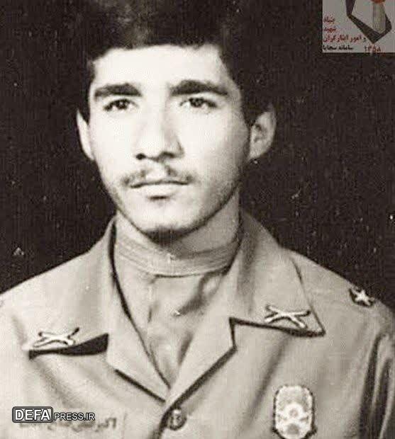 پیکر شهید «صفی صمغآبادی» پس از ۴۰ سال غربت به آغوش مردم آبیک بازمیگردد پیکر شهید «صفی صمغآبادی» پس از ۴۰ سال غربت به آغوش مردم آبیک بازمیگردد