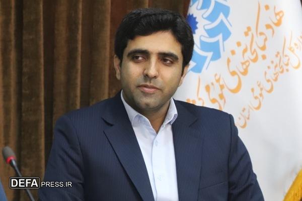 برگزاری نشست معرفی و بررسی کتاب «همسفر آتش و برف» در همدان برگزاری نشست معرفی و بررسی کتاب «همسفر آتش و برف» در همدان