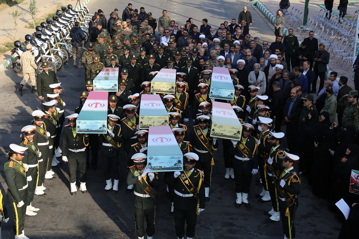 تصاویر/ آیین استقبال از شهدای گمنام در قطعه ۳۱ بهشت معصومه(س) قم