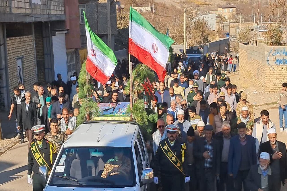 تصاویر/ استقبال و تشییع باشکوه شهدای گمنام در شهر بام و صفی آباد