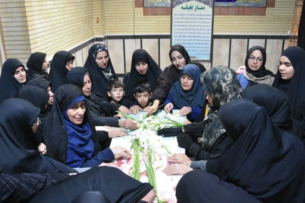 تصاویر/ استقبال از پیکر مطهر شهید گمنام در شهرستان شازند