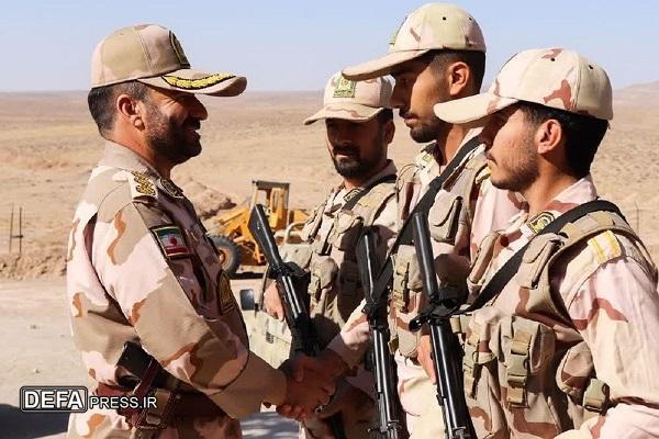 مرزبانان خط مقدم تامین امنیت هستند مرزبانان خط مقدم تامین امنیت هستند