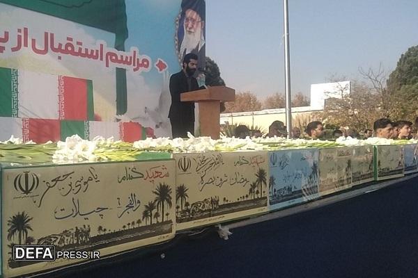 استقبال از پیکر مطهر شهدای گمنام دفاع مقدس در مشهدالرضا+ فیلم