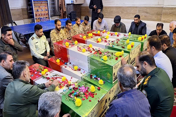 نجوای معنوی زیارت عاشورا در جوار شهدای گمنام خوزستان