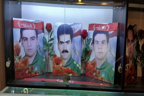 آیین بزرگداشت سالگرد شهدای شینوک پایگاه چهارم هوانیروز ارتش برگزار شد آیین بزرگداشت سالگرد شهدای شینوک پایگاه چهارم هوانیروز ارتش برگزار شد