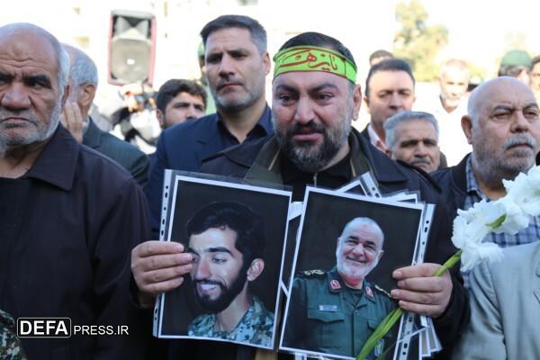 شهر الوند با حضور پرشکوه مردم از هشت شهید گمنام و شهید «اکبر صفی صمغآبادی» استقبال کرد شهر الوند با حضور پرشکوه مردم از هشت شهید گمنام و شهید «اکبر صفی صمغآبادی» استقبال کرد