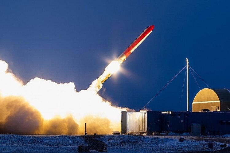 پرنده‌ای که هرگز نمی‌نشیند؛ افسانه «بوروستنیک» و تعقیب بی‌پایان قدرت مطلق هسته‌ای