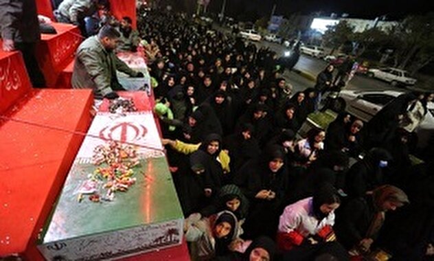 تصاویر/ استقبال مردم تیران و کرون از کاروان اهالی بهشت