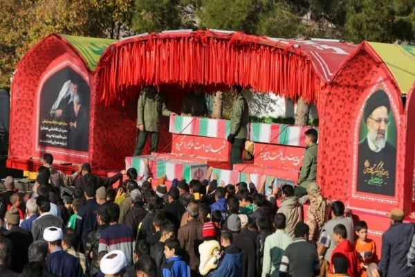 ایران اسلامی به استقبال قهرمانان گمنام آسمانی رفت ایران اسلامی به استقبال قهرمانان گمنام آسمانی رفت