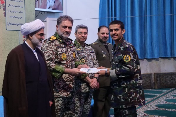 برگزاری آیین اختتامیه مسابقات قرآن کریم نیروی پدافند هوایی ارتش در مشهد