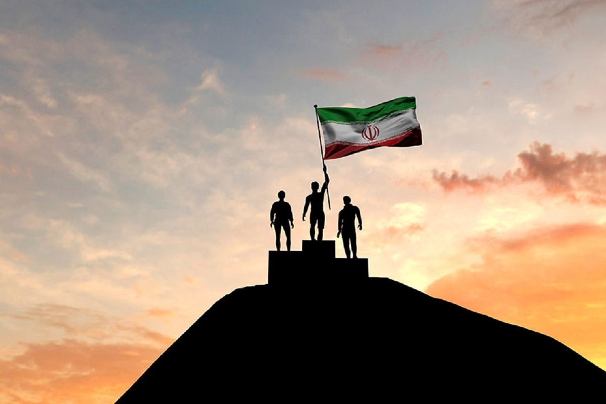 فیلم/ رجزخوانی تکاور گروه ۴۴۴ مهندسی رزمی  در حرم حضرت رضا علیه‌السلام