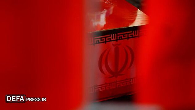 تصاویر/حال و هوای یزد با حضور آلاله‌های خوشنام وطن