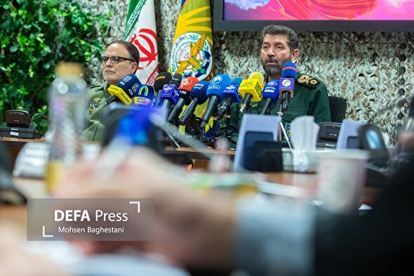 نشست خبری تشییع پیکر مطهر ۳۰۰ شهید گمنام